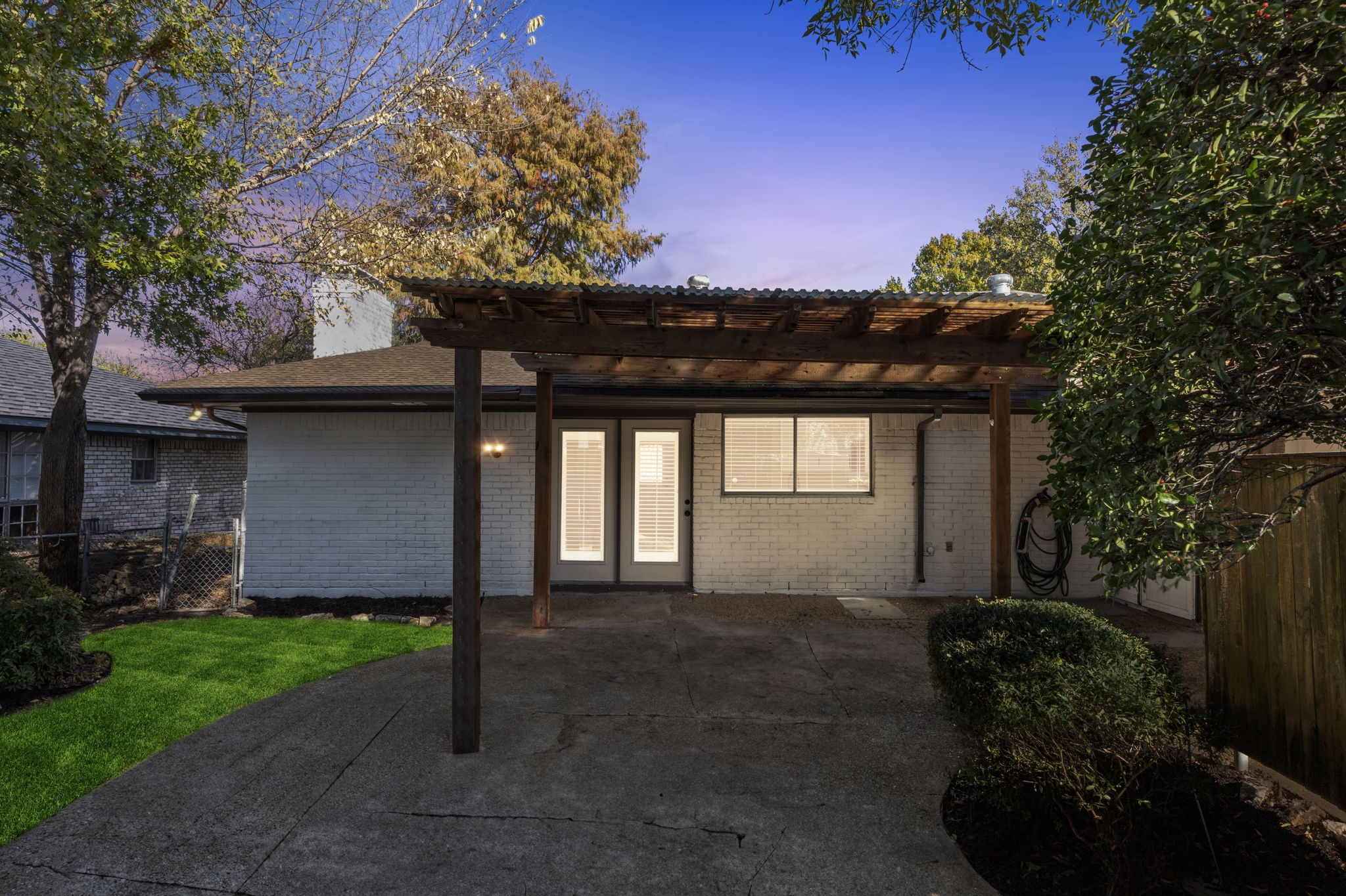 5909 Mark Lane Rowlett TX 75089