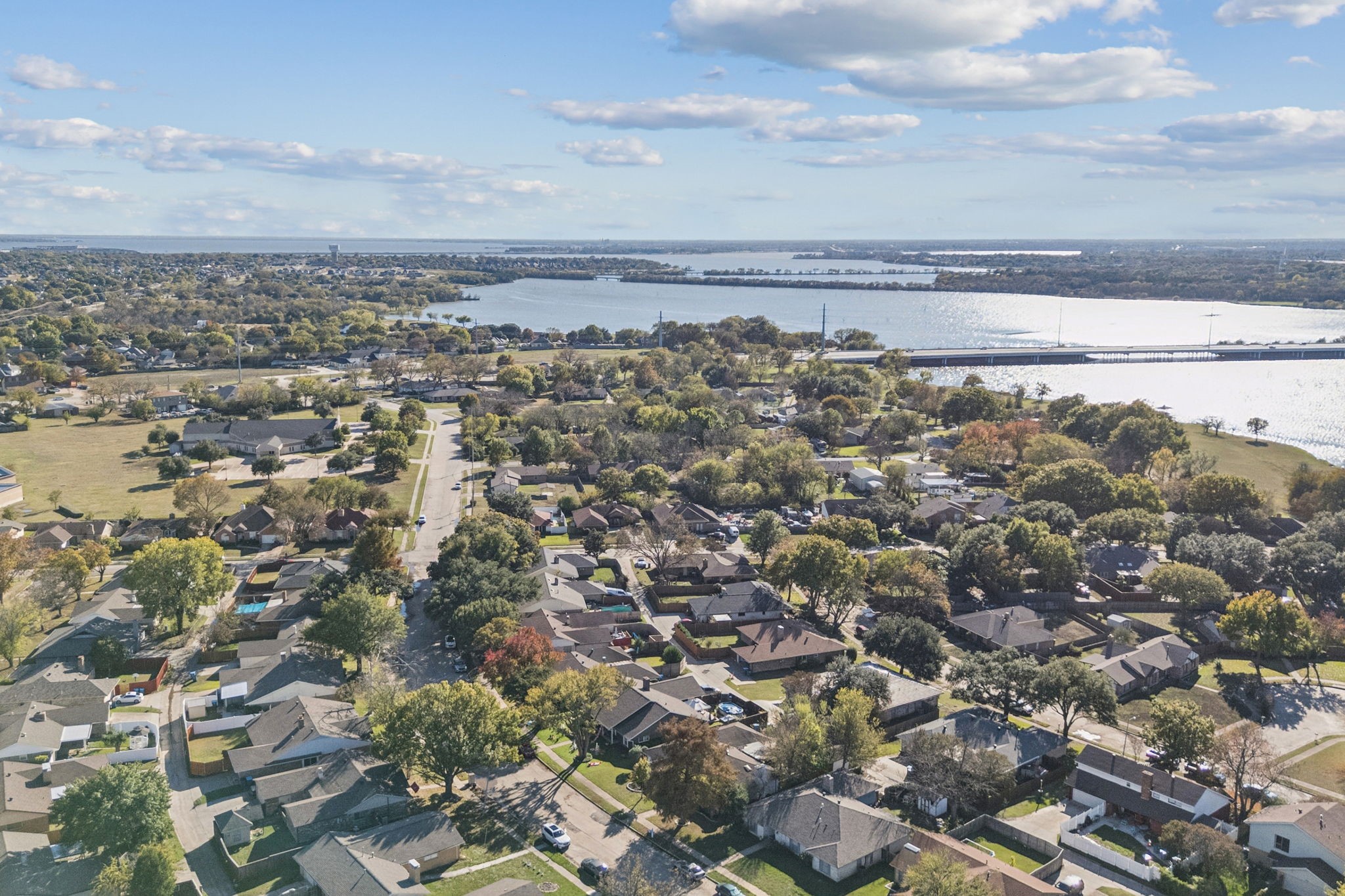 5909 Mark Lane Rowlett TX 75089