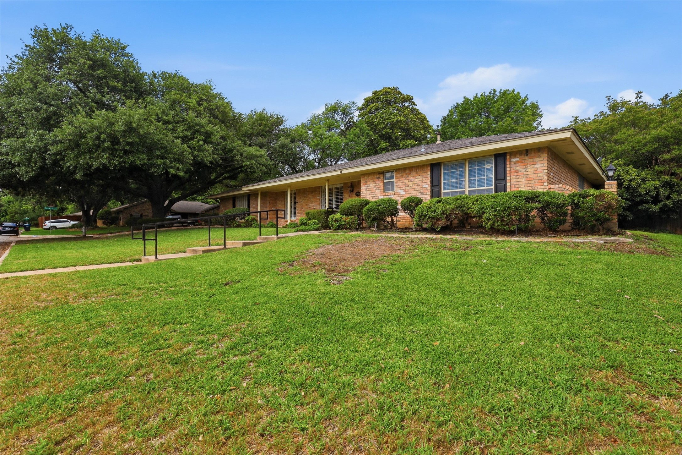 5208 Westhaven Drive Fort Worth TX 76132