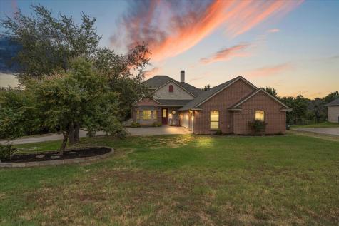 2303 Winton Terrace Court Granbury TX 76048