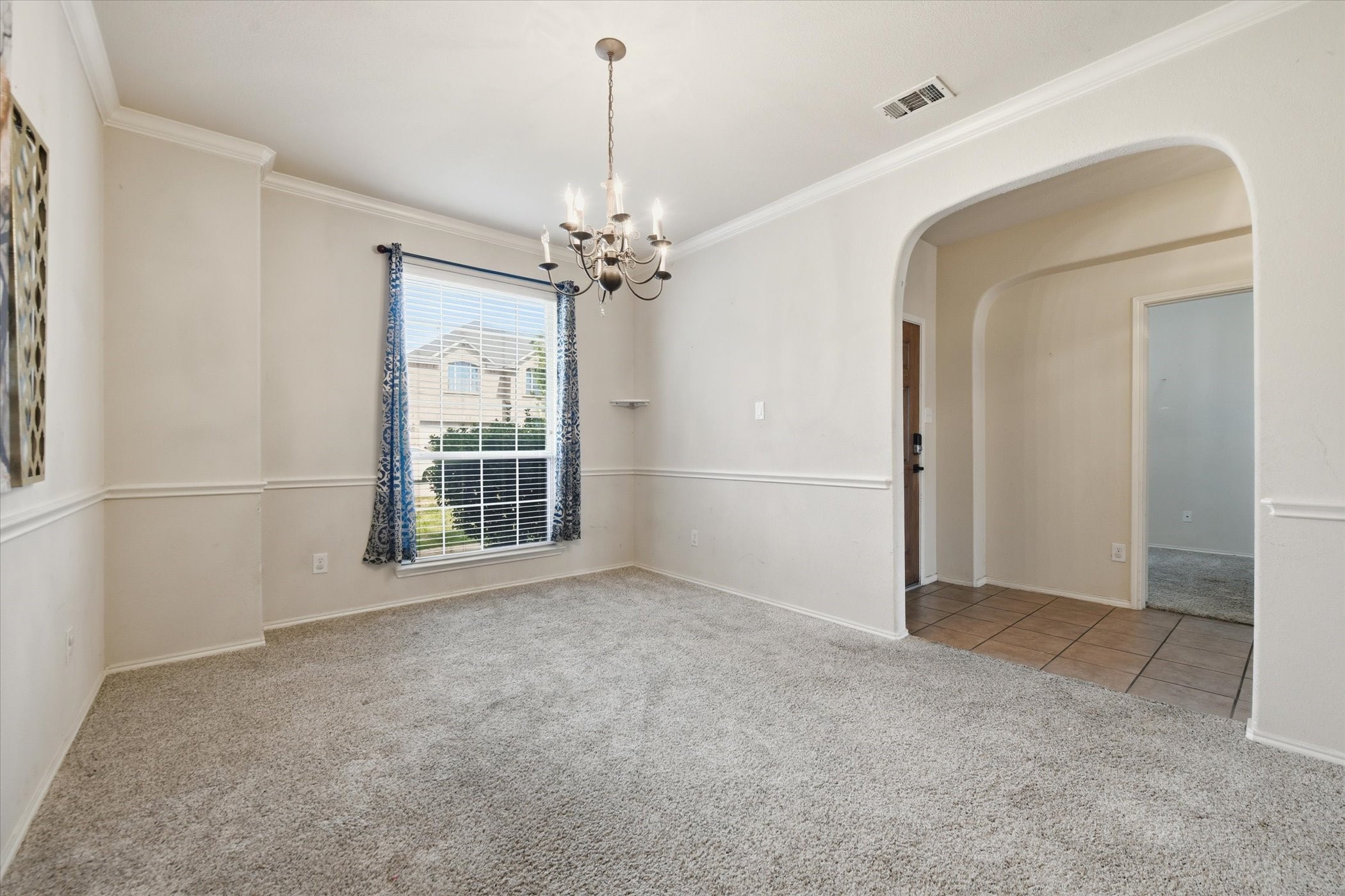 417 Roundrock Lane Fort Worth TX 76140