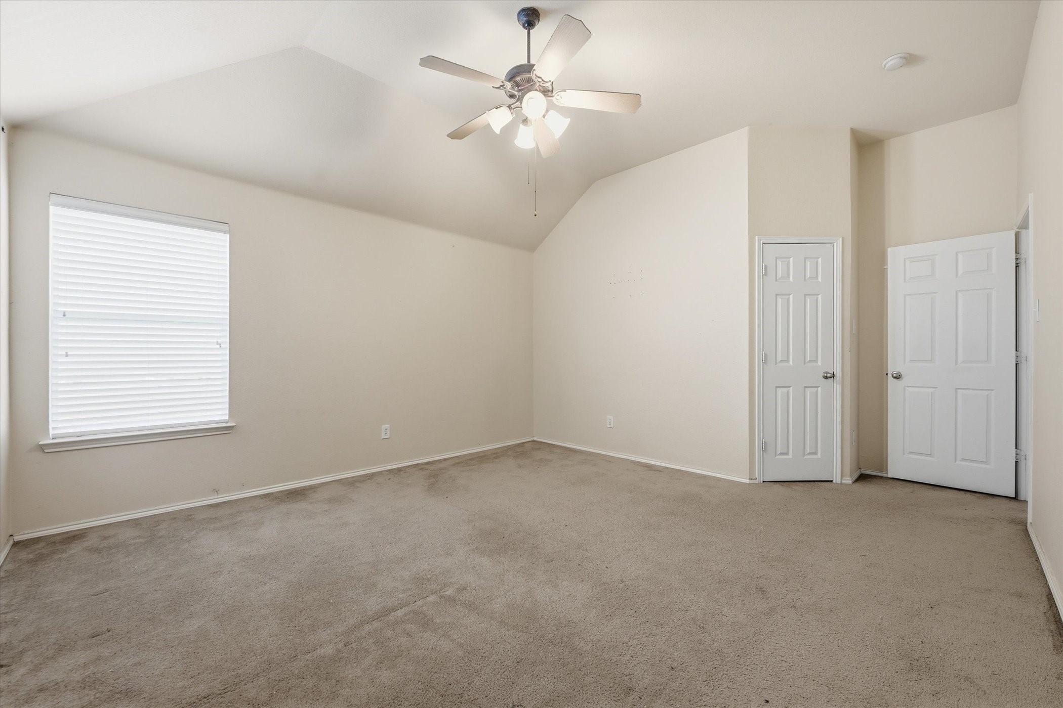 417 Roundrock Lane Fort Worth TX 76140