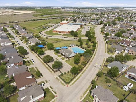 417 Roundrock Lane Fort Worth TX 76140