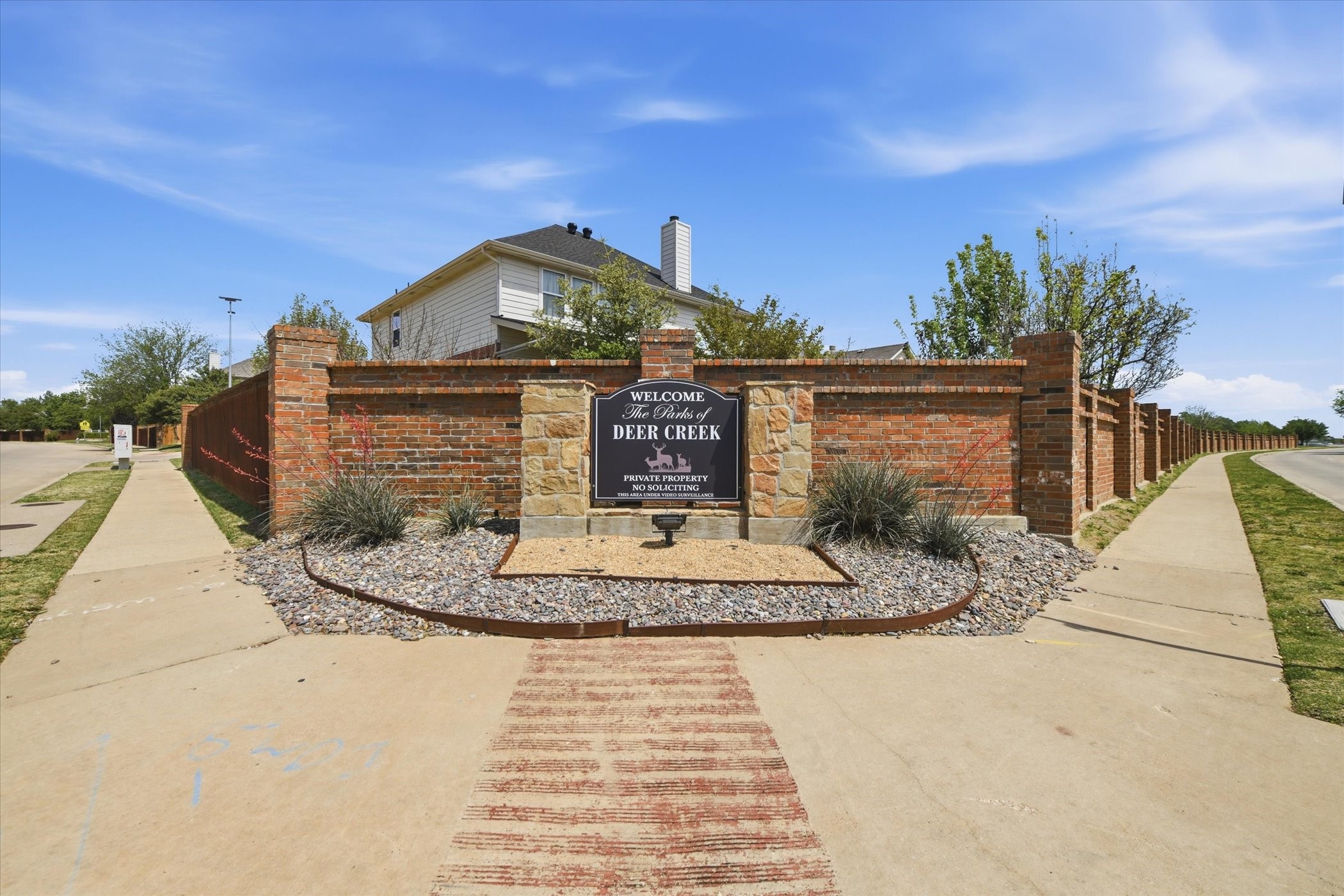 417 Roundrock Lane Fort Worth TX 76140