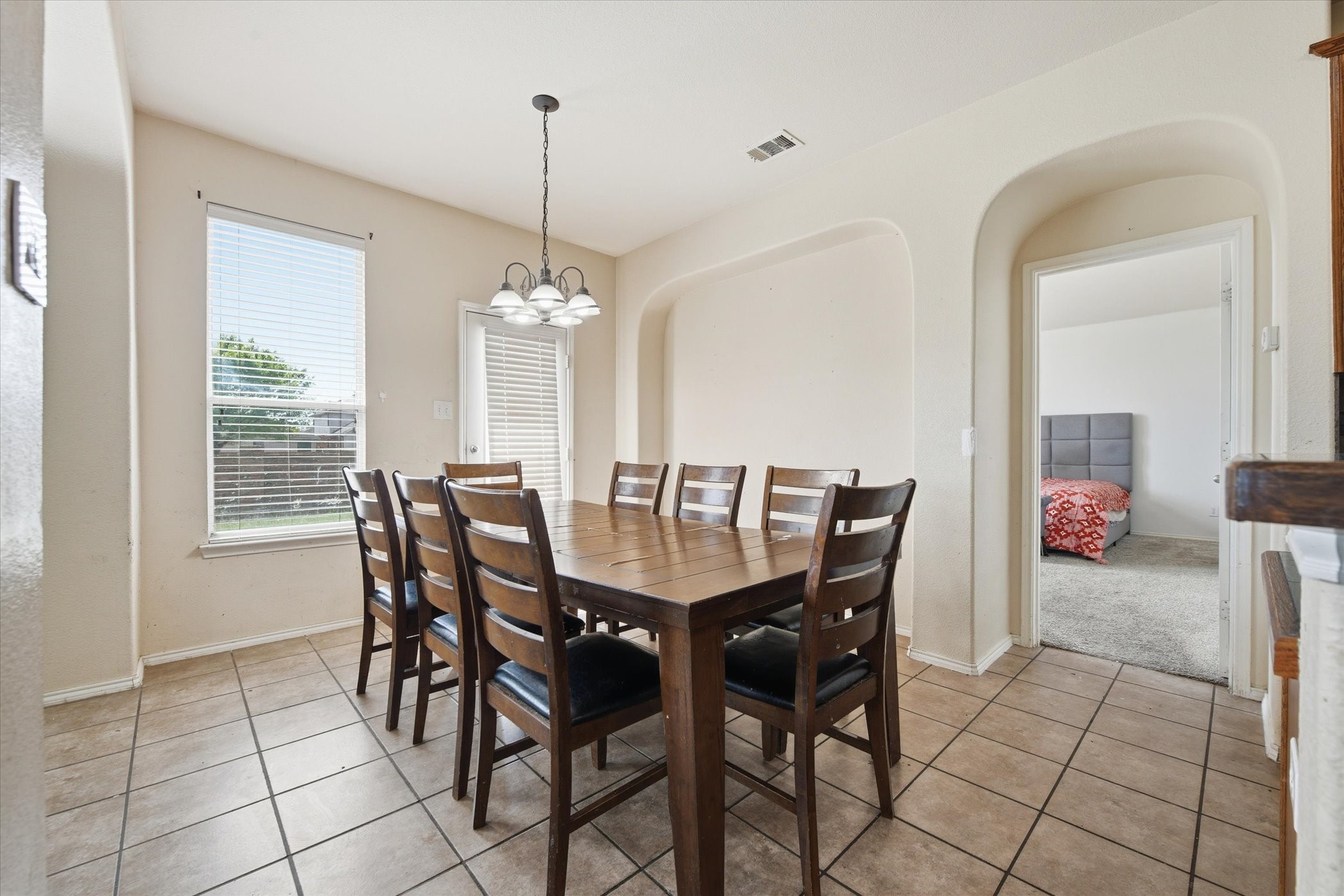 417 Roundrock Lane Fort Worth TX 76140