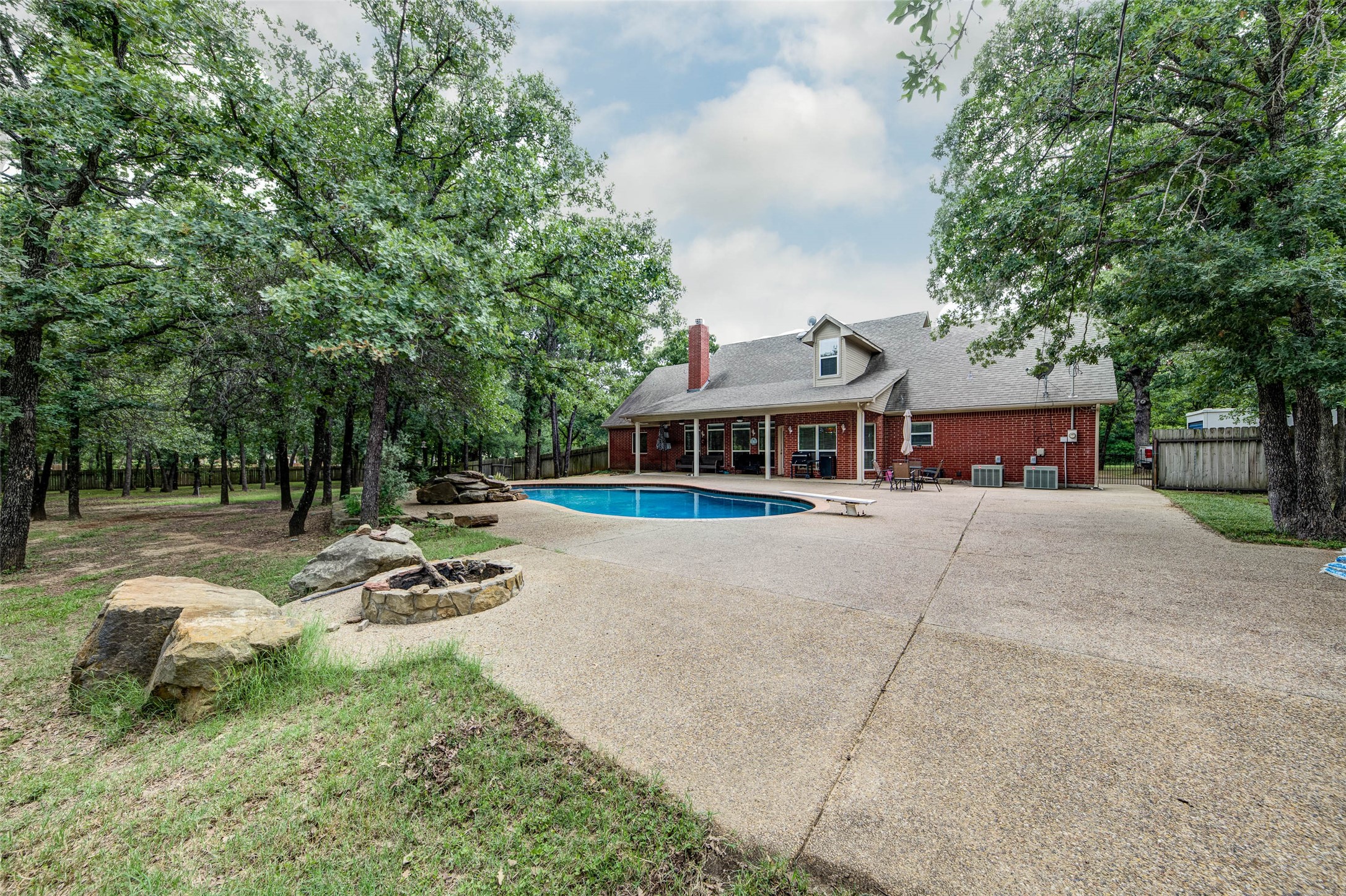 15 Shady Creek Lane Bridgeport TX 76426