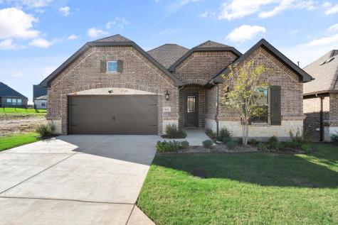 924 Capella Lane Mansfield TX 76063