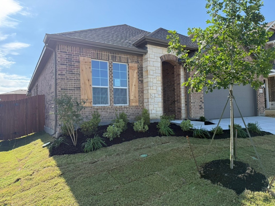 841 Elmstead Drive Fort Worth TX 76108