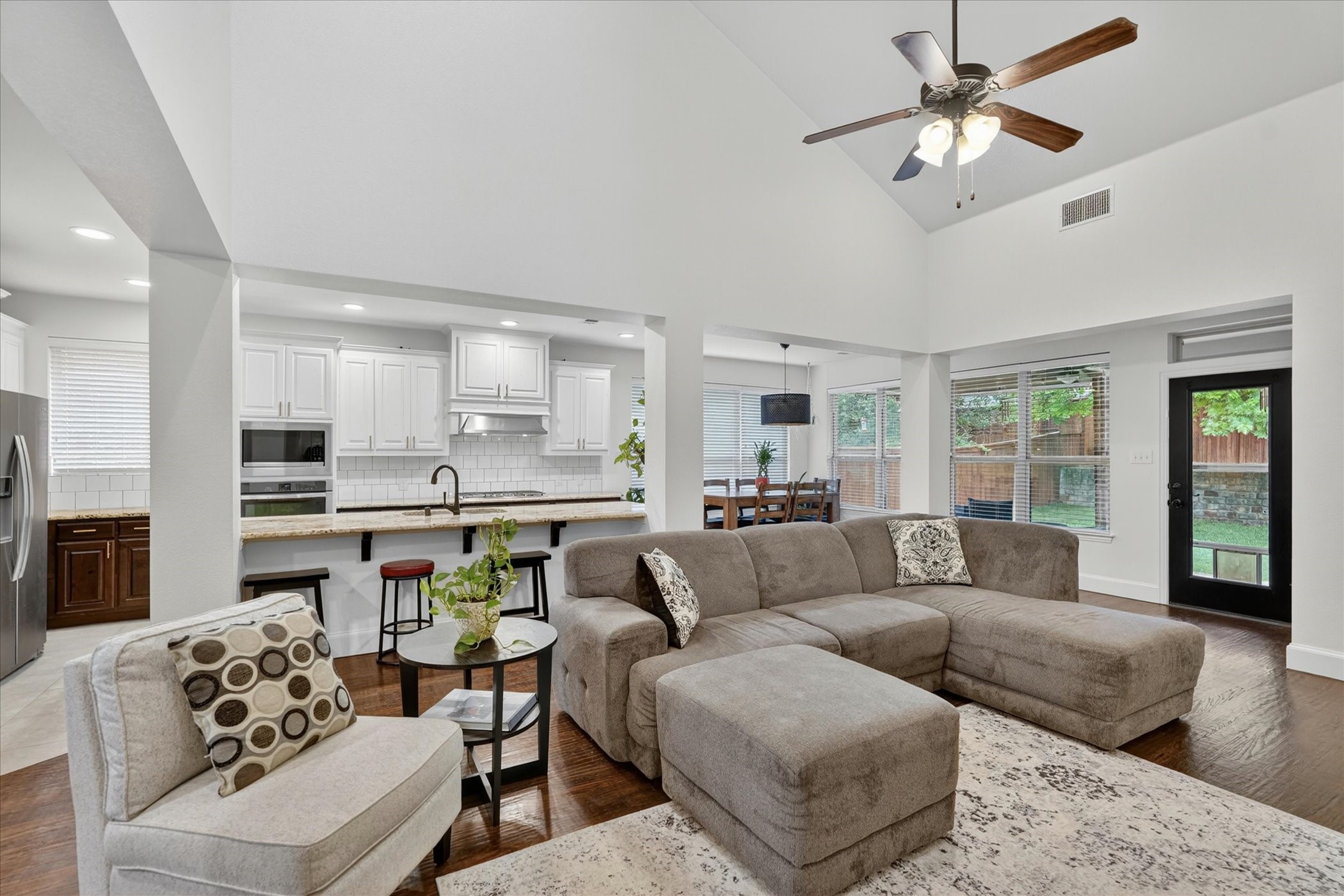 8513 Bayberry Avenue Lantana TX 76226