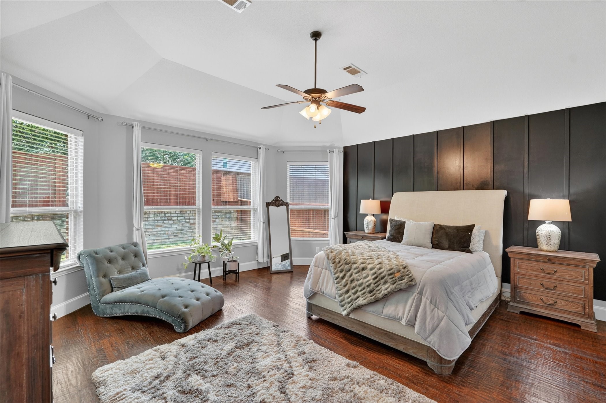 8513 Bayberry Avenue Lantana TX 76226