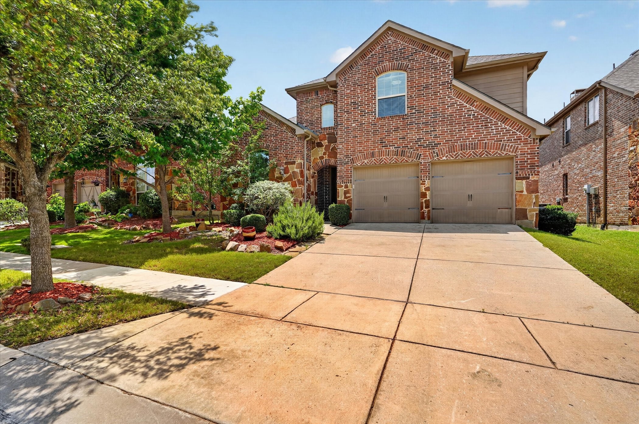 8513 Bayberry Avenue Lantana TX 76226