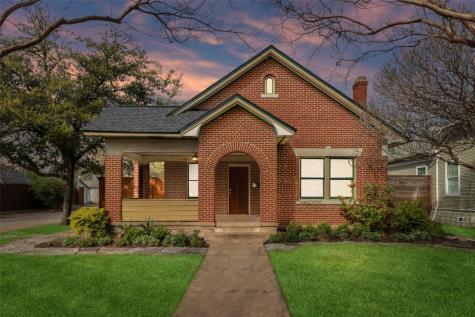 703 N Clinton Avenue Dallas TX 75208