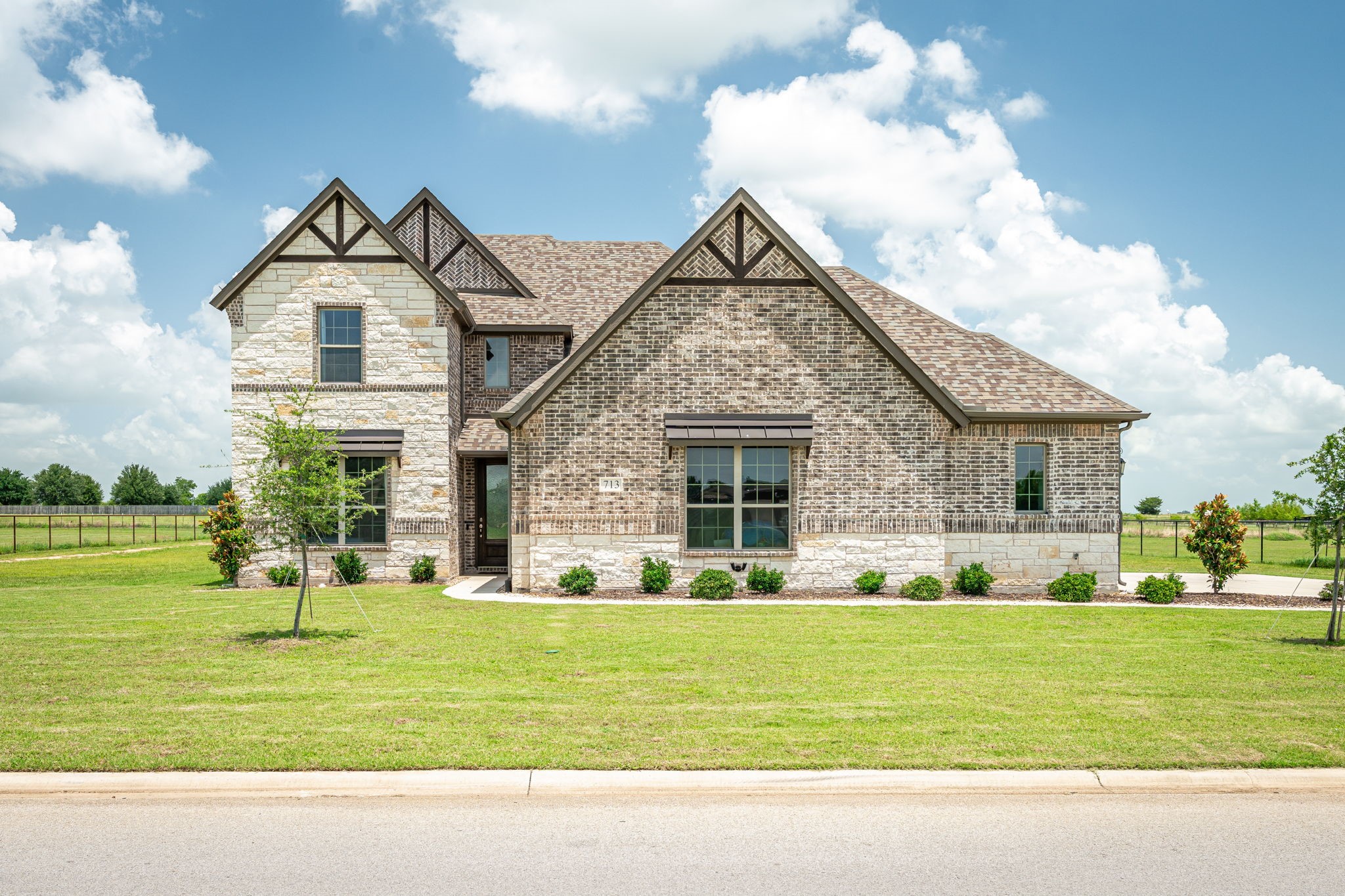 713 Olivia Lane Collinsville TX 76233