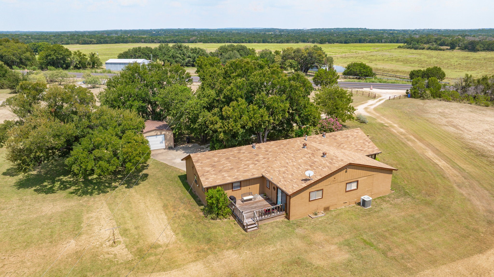 15061 Highway 6 Iredell TX 76649