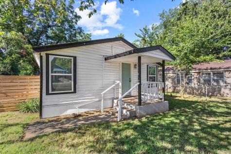 1046 Dubois Street Denison TX 75020