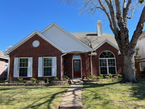 2102 Lantana Drive Garland TX 75040