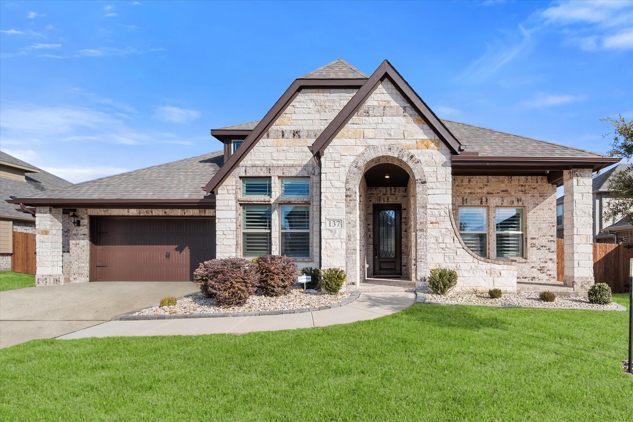 137 Fireberry Drive Glenn Heights TX 75154