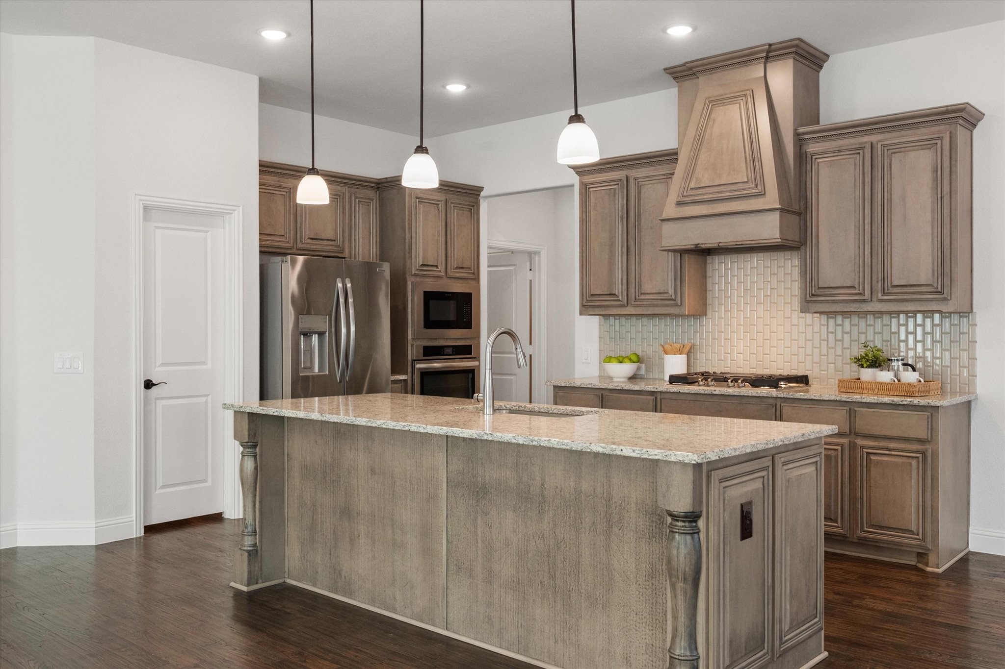 137 Fireberry Drive Glenn Heights TX 75154