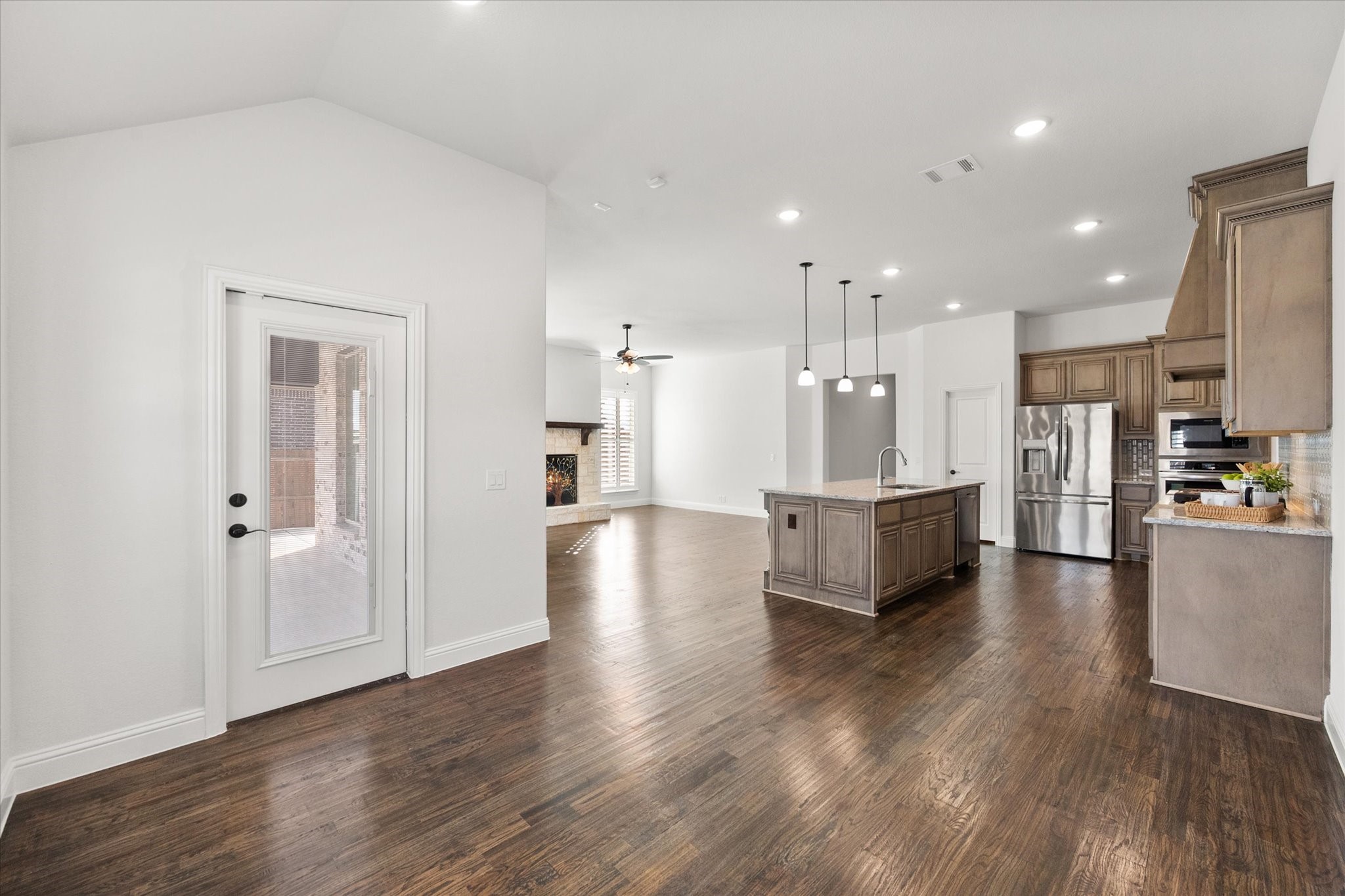 137 Fireberry Drive Glenn Heights TX 75154