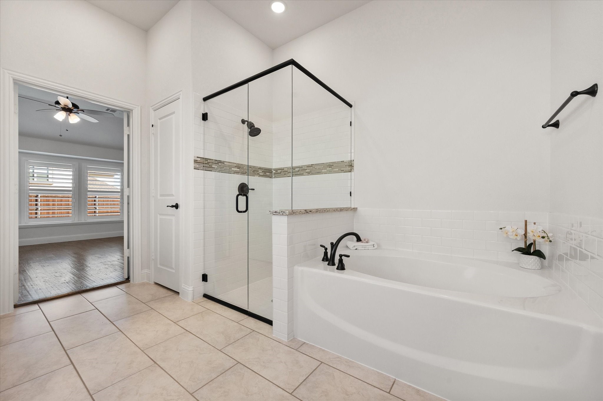 137 Fireberry Drive Glenn Heights TX 75154