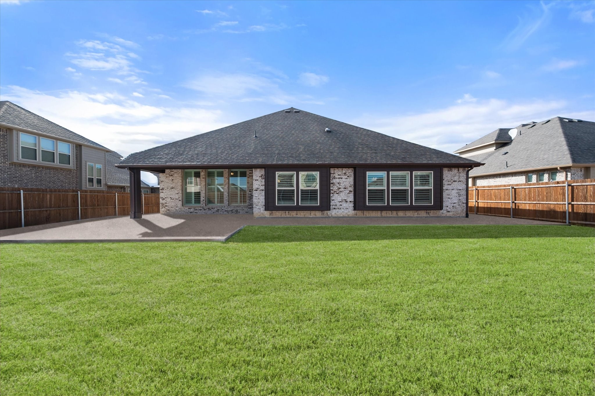 137 Fireberry Drive Glenn Heights TX 75154