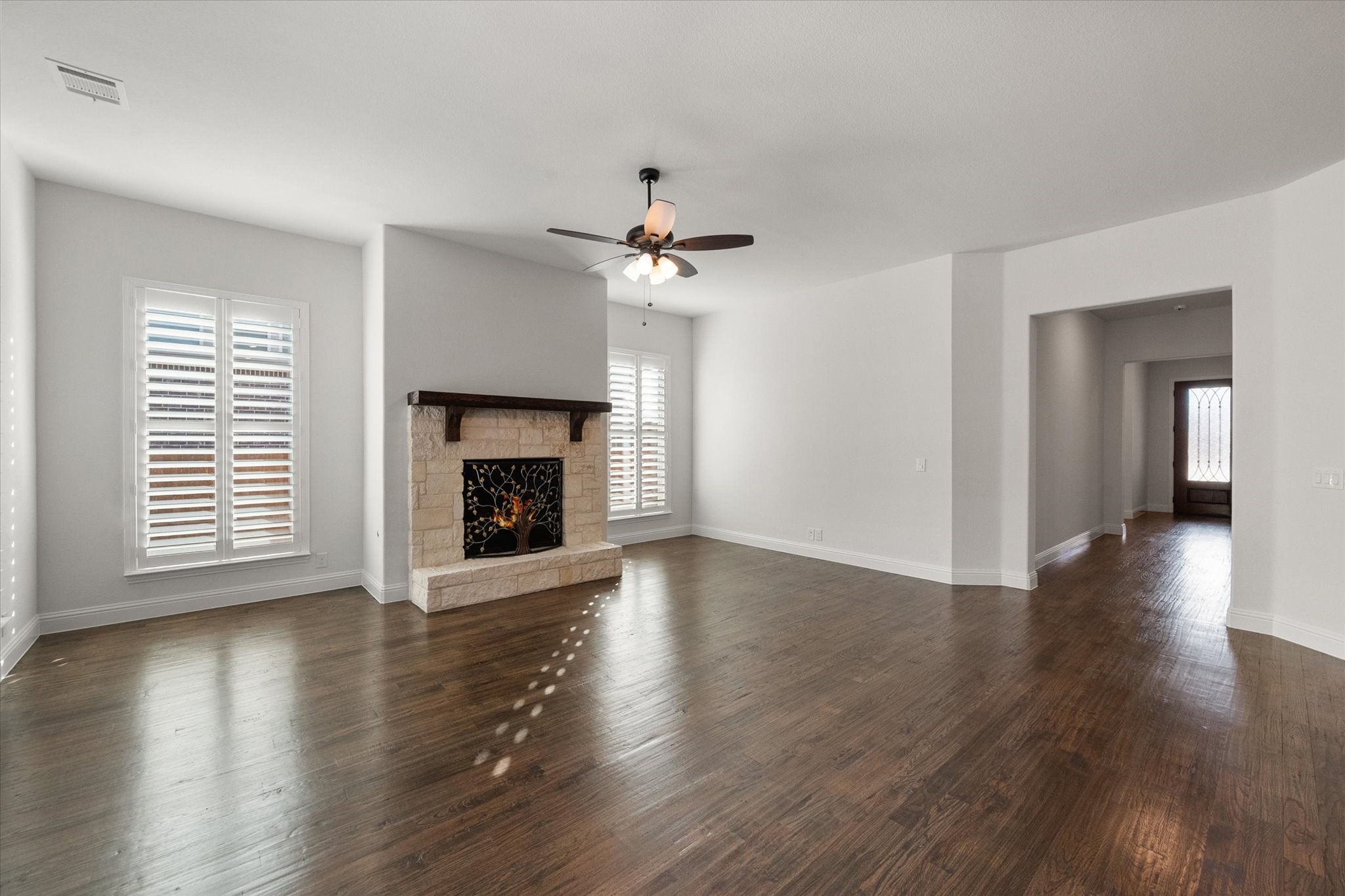 137 Fireberry Drive Glenn Heights TX 75154