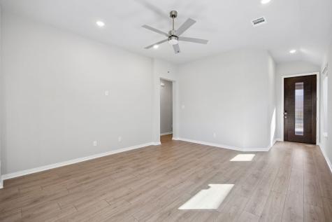 2213 Hazel Lily Run Mesquite TX 75181