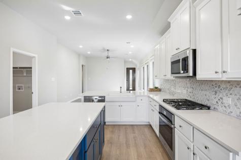 2213 Hazel Lily Run Mesquite TX 75181