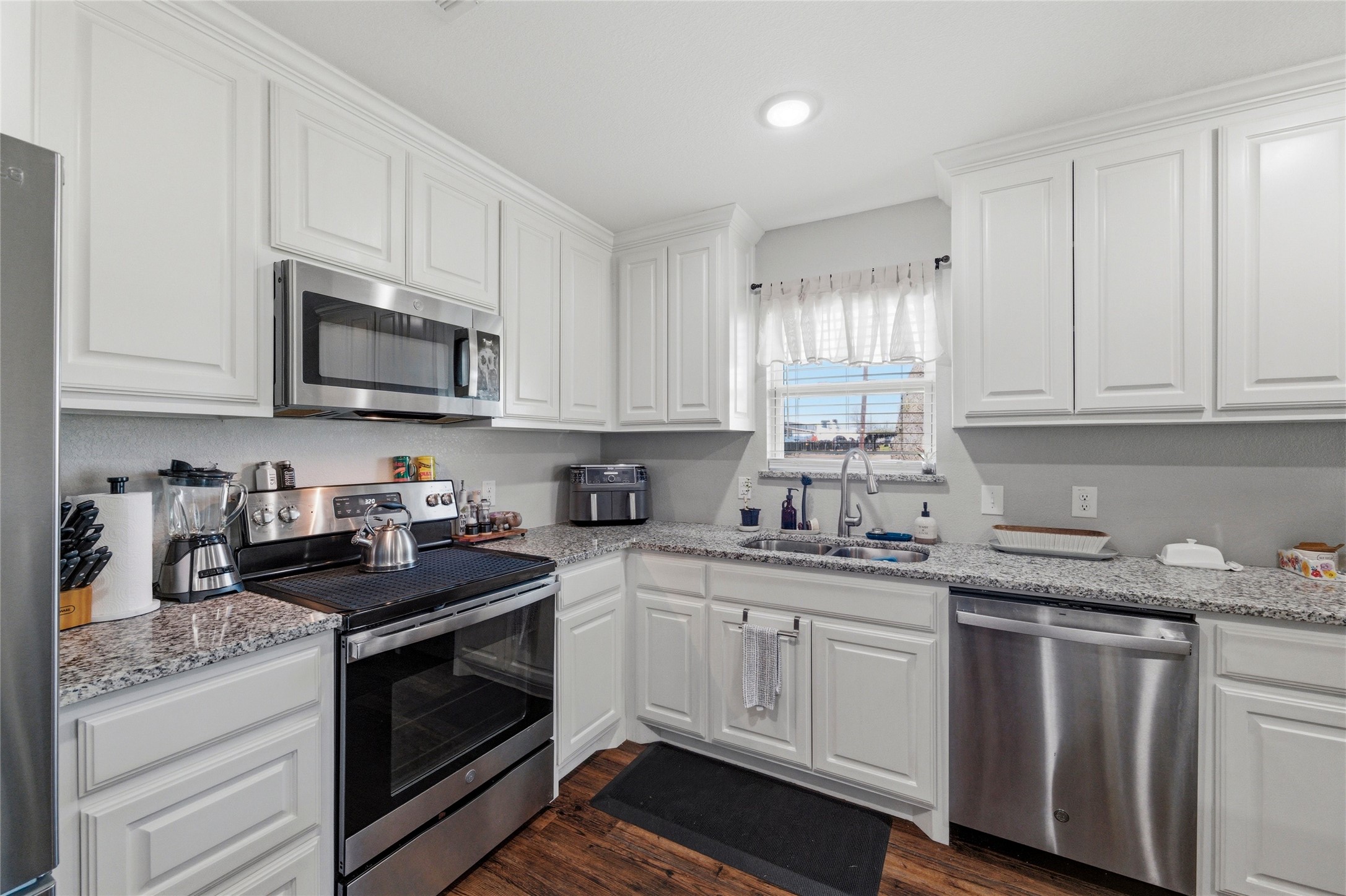 300 W Main Street Itasca TX 76055