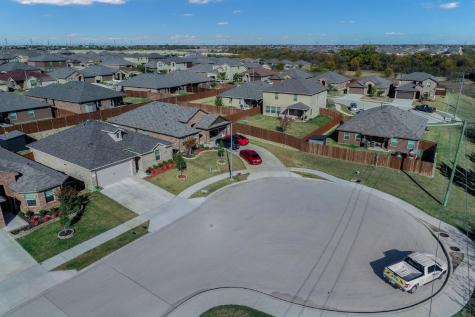 104 Kohlman Court Fort Worth TX 76131