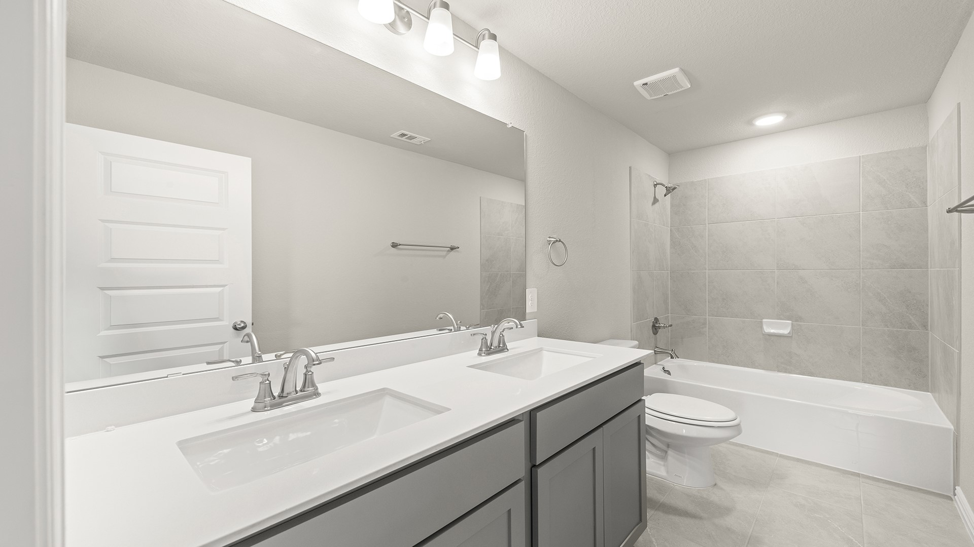1712 Edgeway Drive Aubrey TX 76227