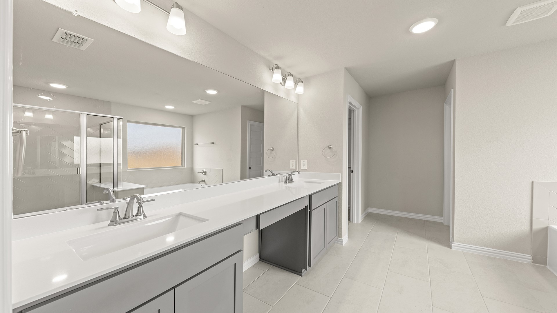 1712 Edgeway Drive Aubrey TX 76227