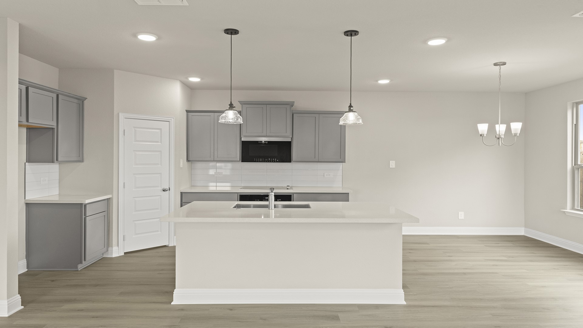 1712 Edgeway Drive Aubrey TX 76227