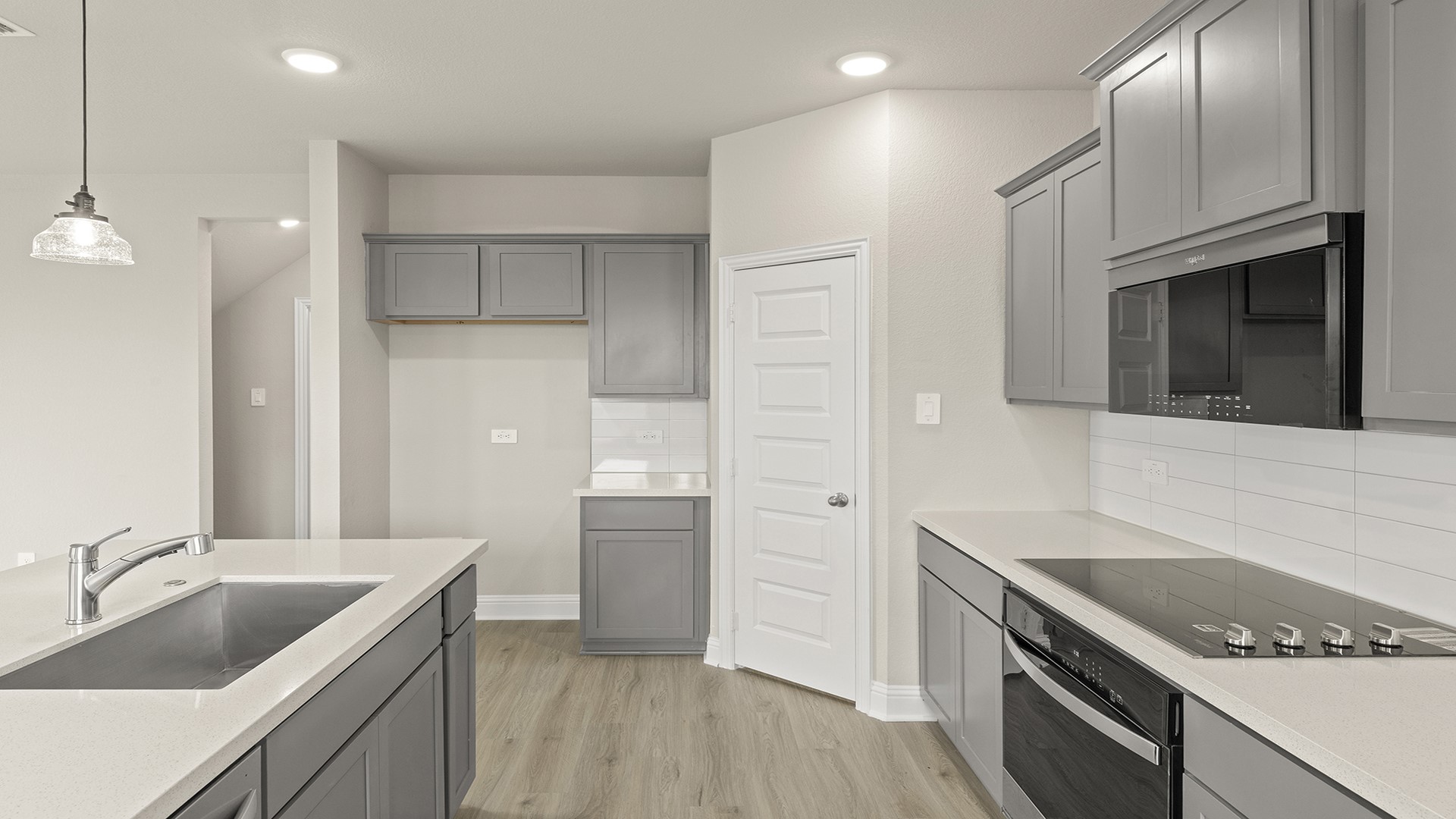 1712 Edgeway Drive Aubrey TX 76227