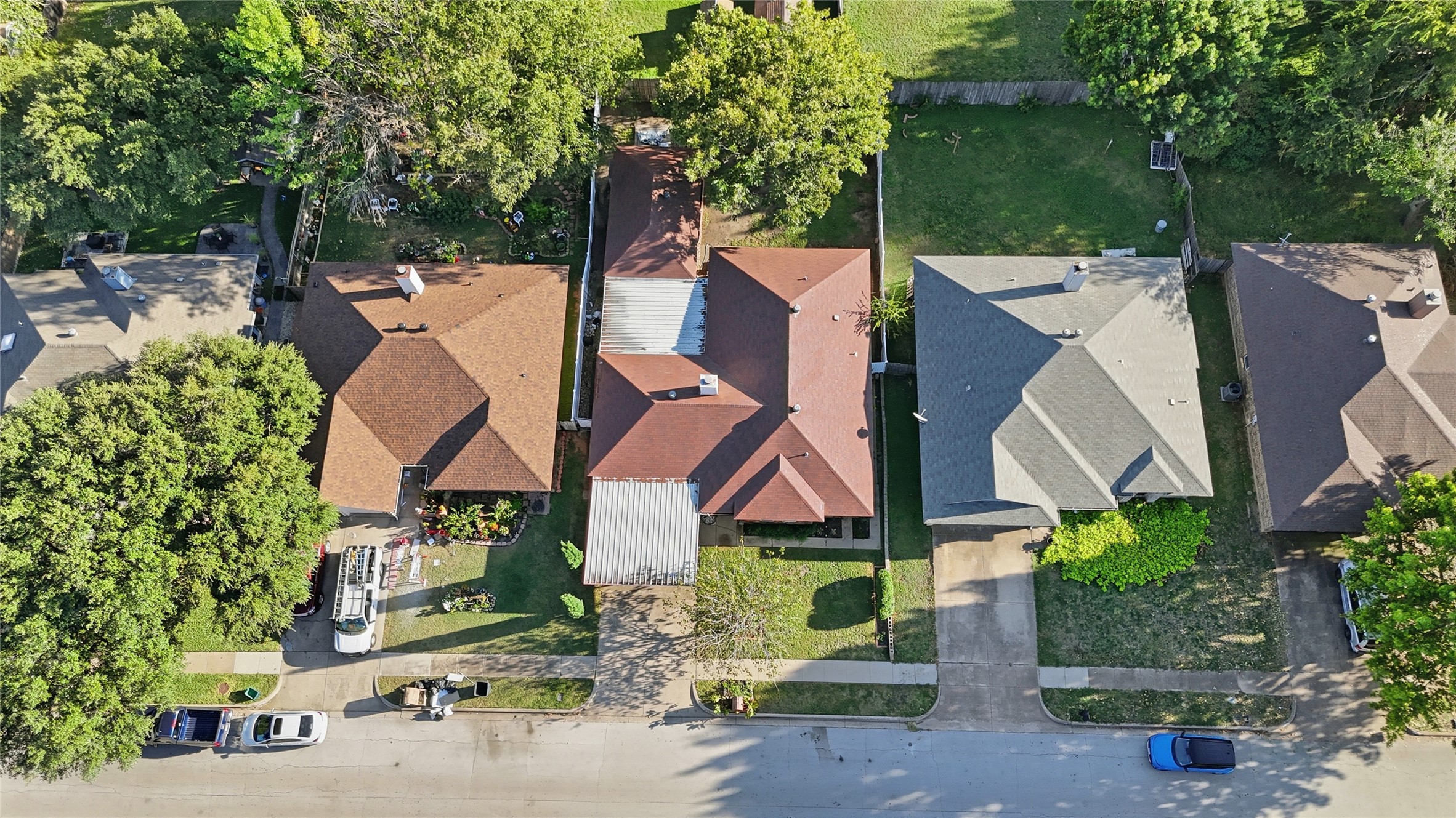 1129 W Hills Terrace Saginaw TX 76179
