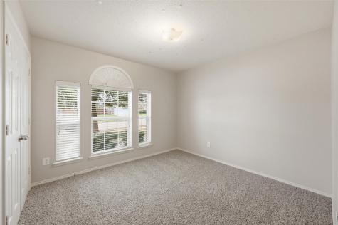 528 Bretts Way Burleson TX 76028