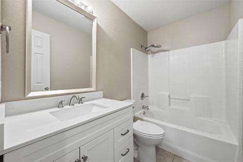 528 Bretts Way Burleson TX 76028
