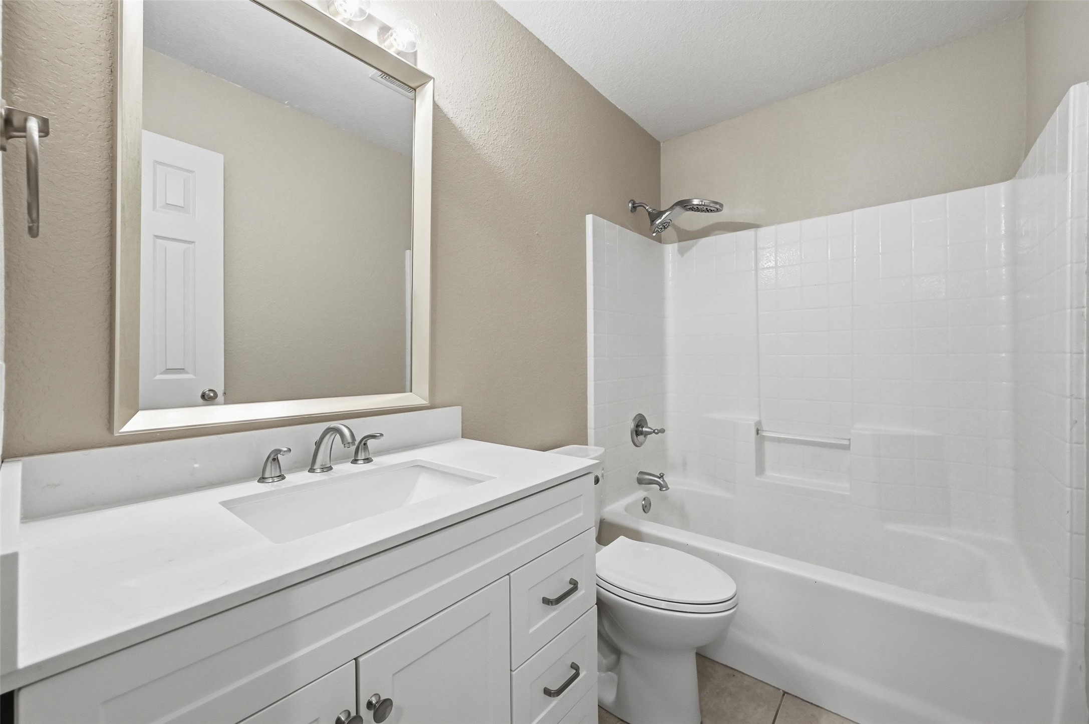 528 Bretts Way Burleson TX 76028