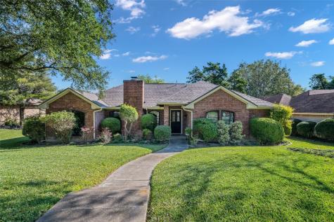 204 S Beltwoods Drive Desoto TX 75115