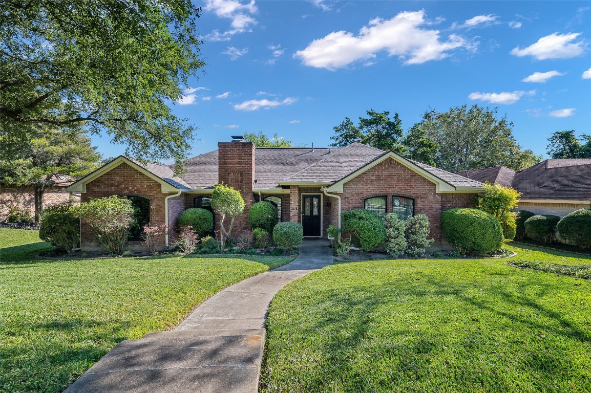 204 S Beltwoods Drive Desoto TX 75115
