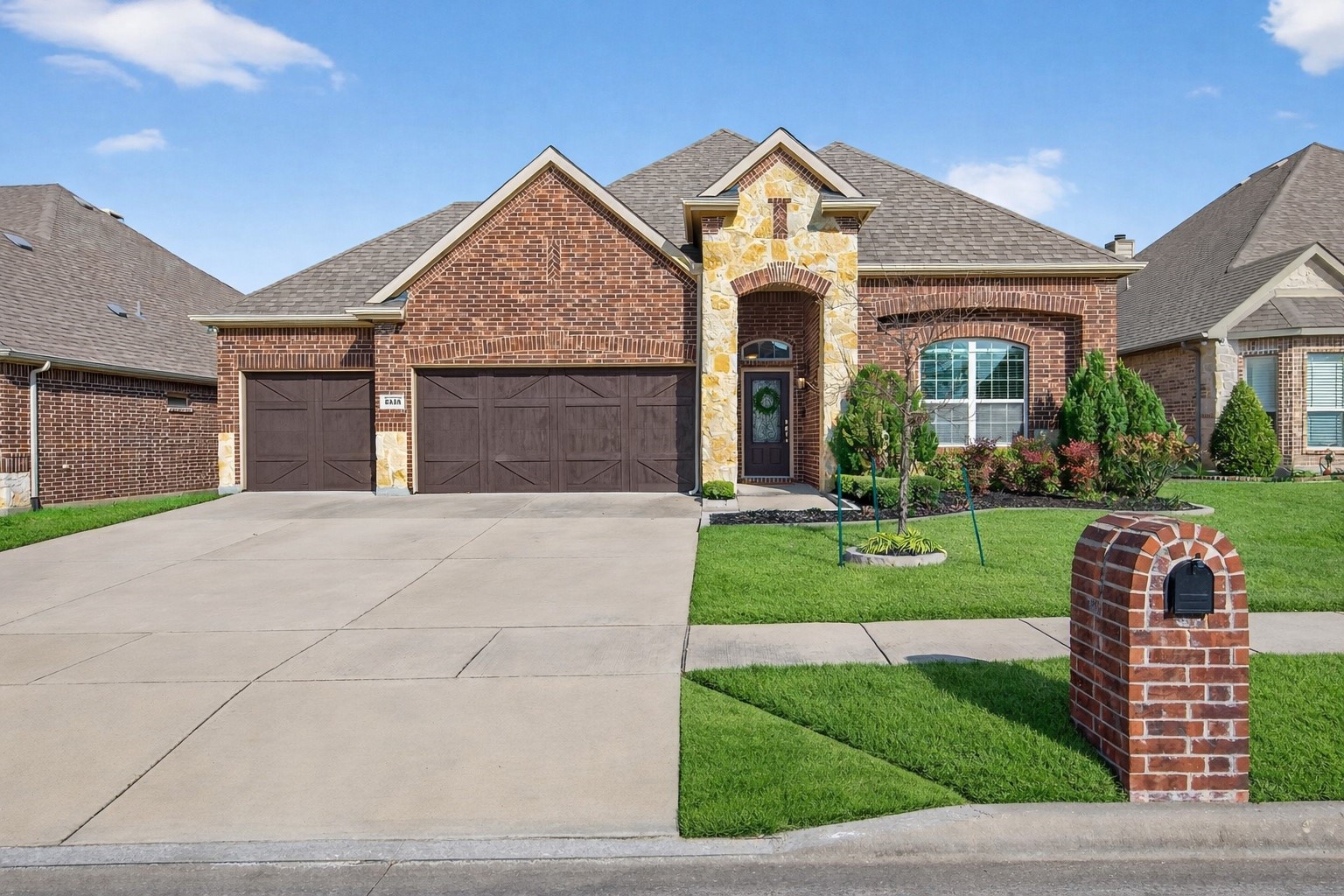 2513 Sabine Circle Royse City TX 75189