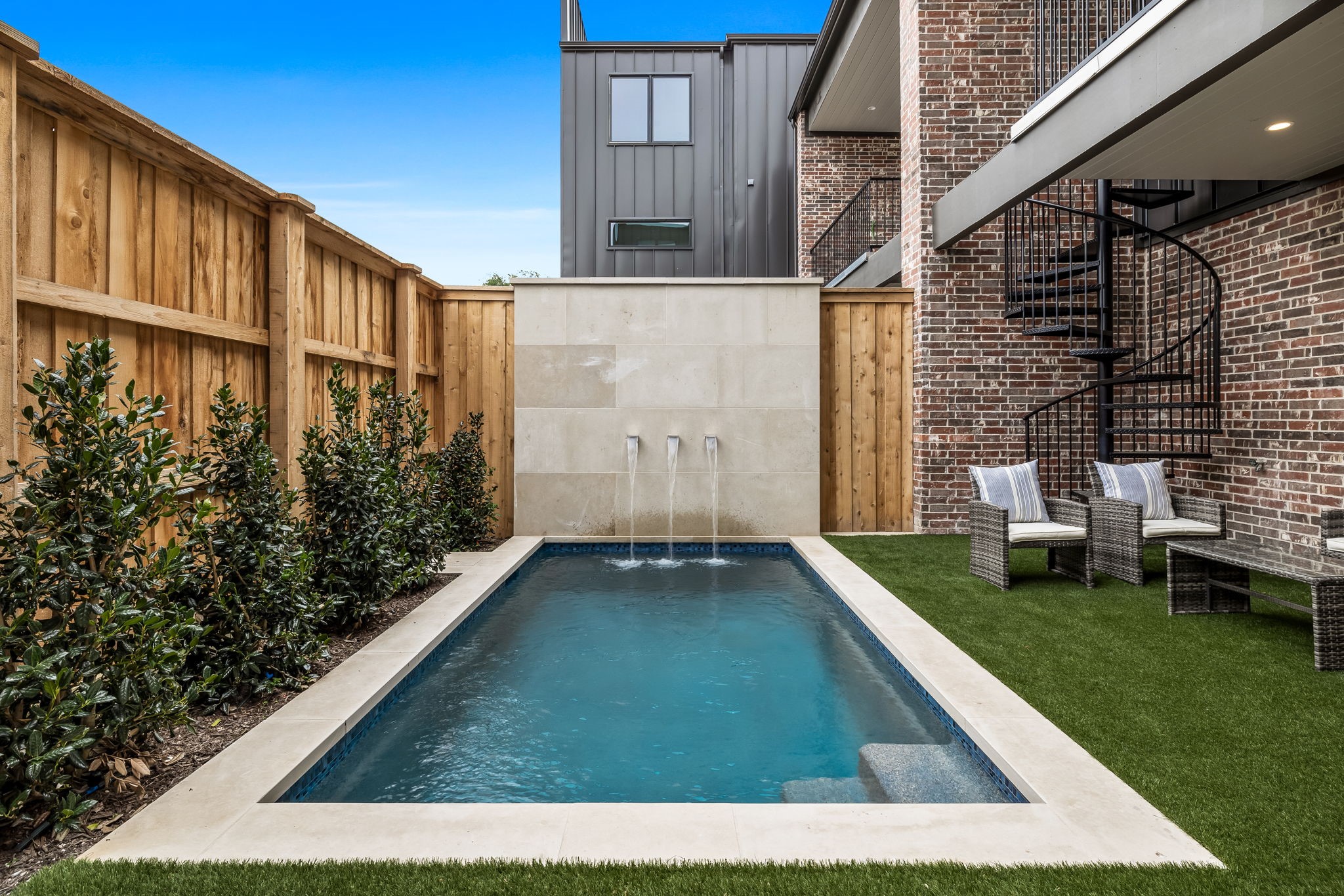 1852 Mecca Street Dallas TX 75206