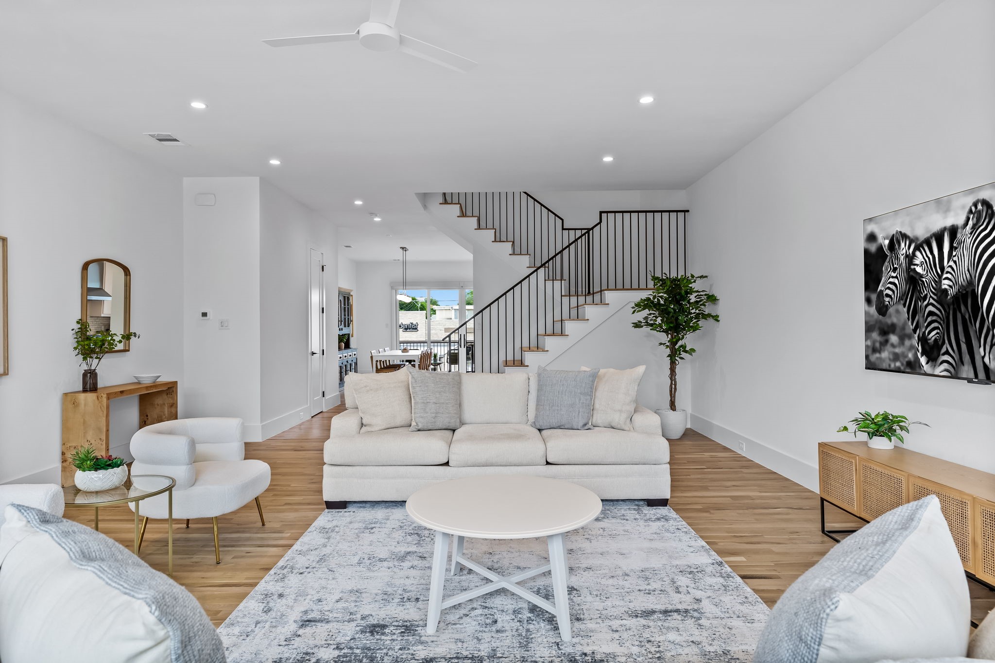 1852 Mecca Street Dallas TX 75206