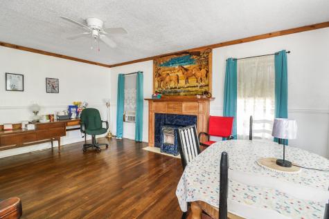 605 W Walnut Street Coleman TX 76834