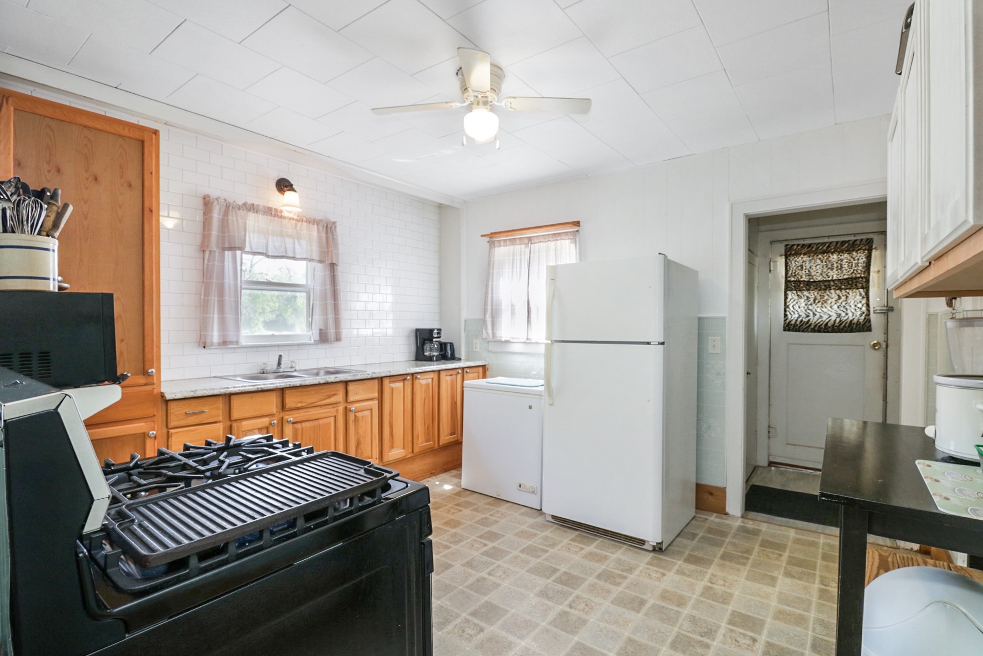605 W Walnut Street Coleman TX 76834