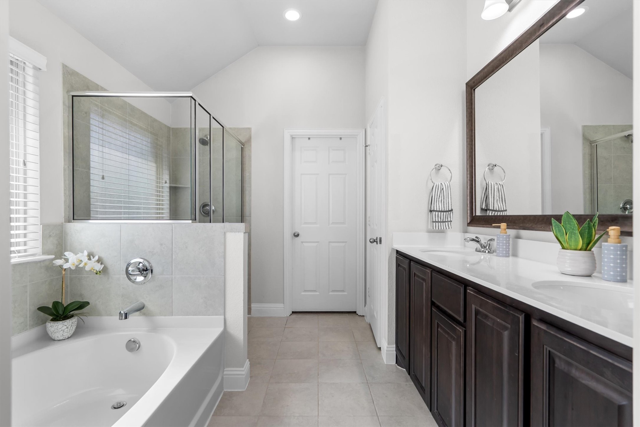 204 Ovaletta Drive Justin TX 76247