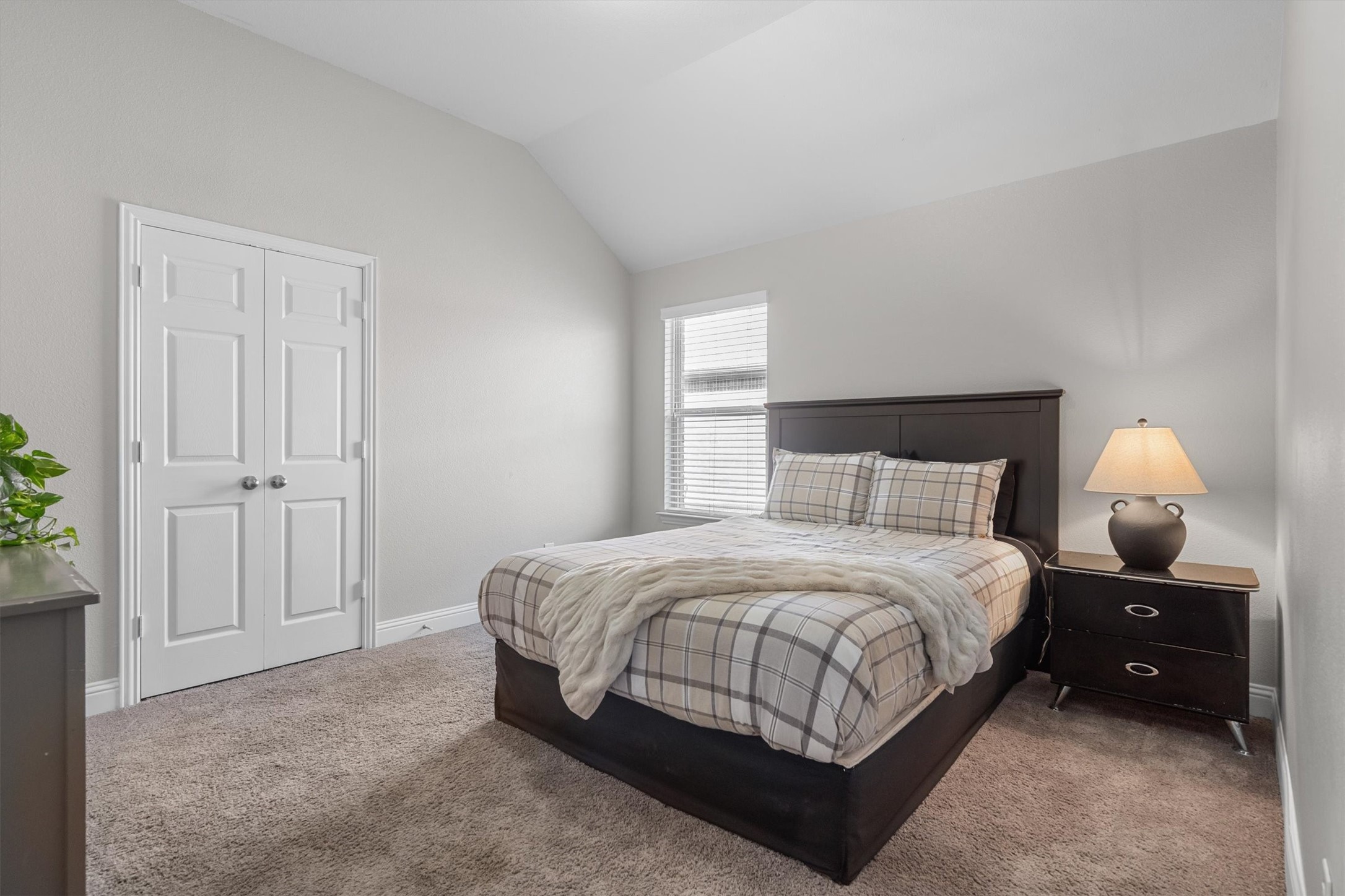 204 Ovaletta Drive Justin TX 76247