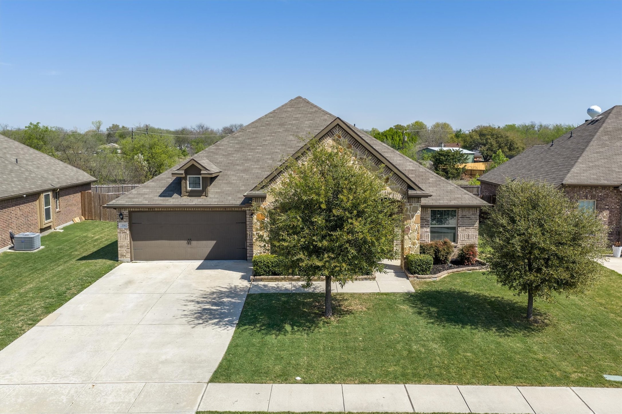 204 Ovaletta Drive Justin TX 76247