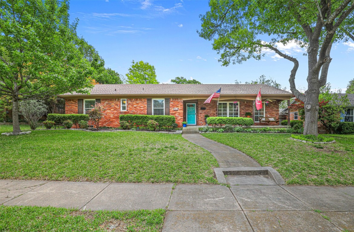 942 Blue Lake Circle Richardson TX 75080