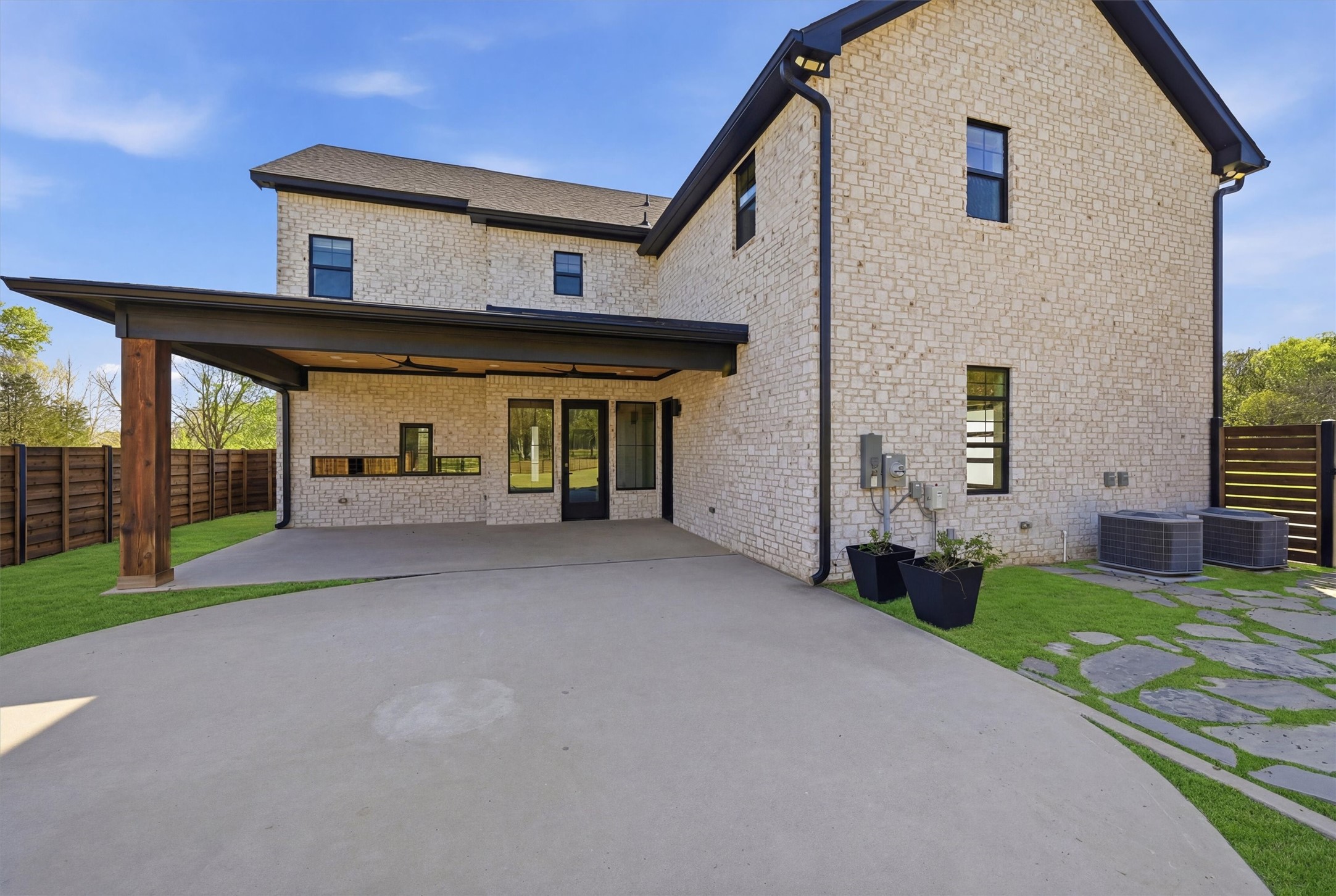 1805 Arthur Road Denison TX 75021
